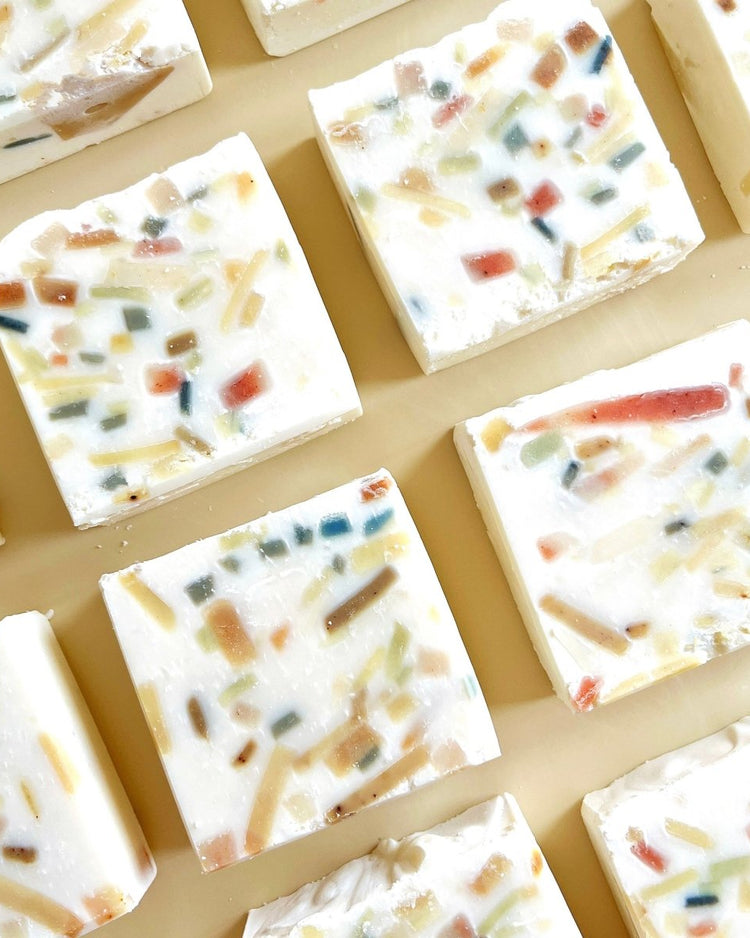 Soap Yummy 品牌「彩紙柑橘薄荷」家用香皂 - BetterThanFlowers