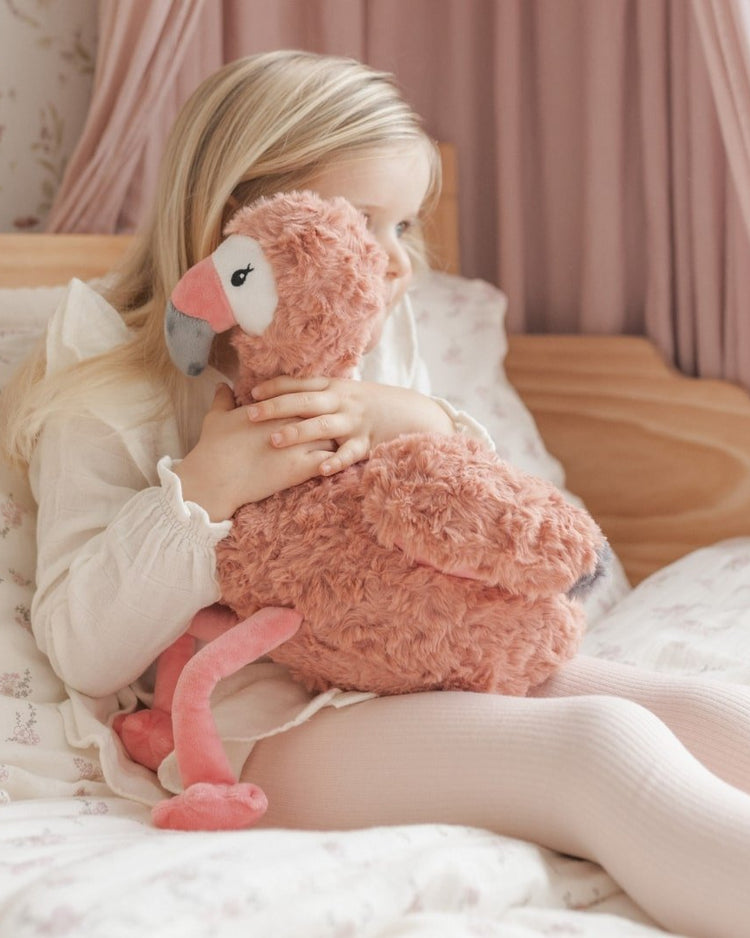 Mindful & Co Kids 出品的《Francesca:那隻有重量的火烈鳥》—— BetterThanFlowers