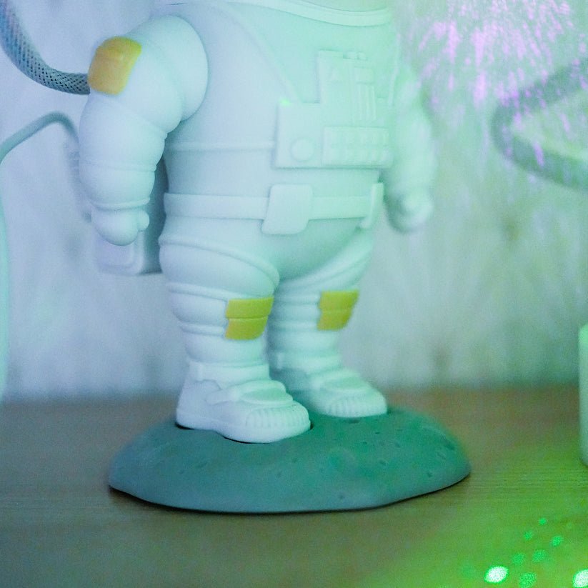 Astronaut Galaxy Lamp Projector - BetterThanFlowers