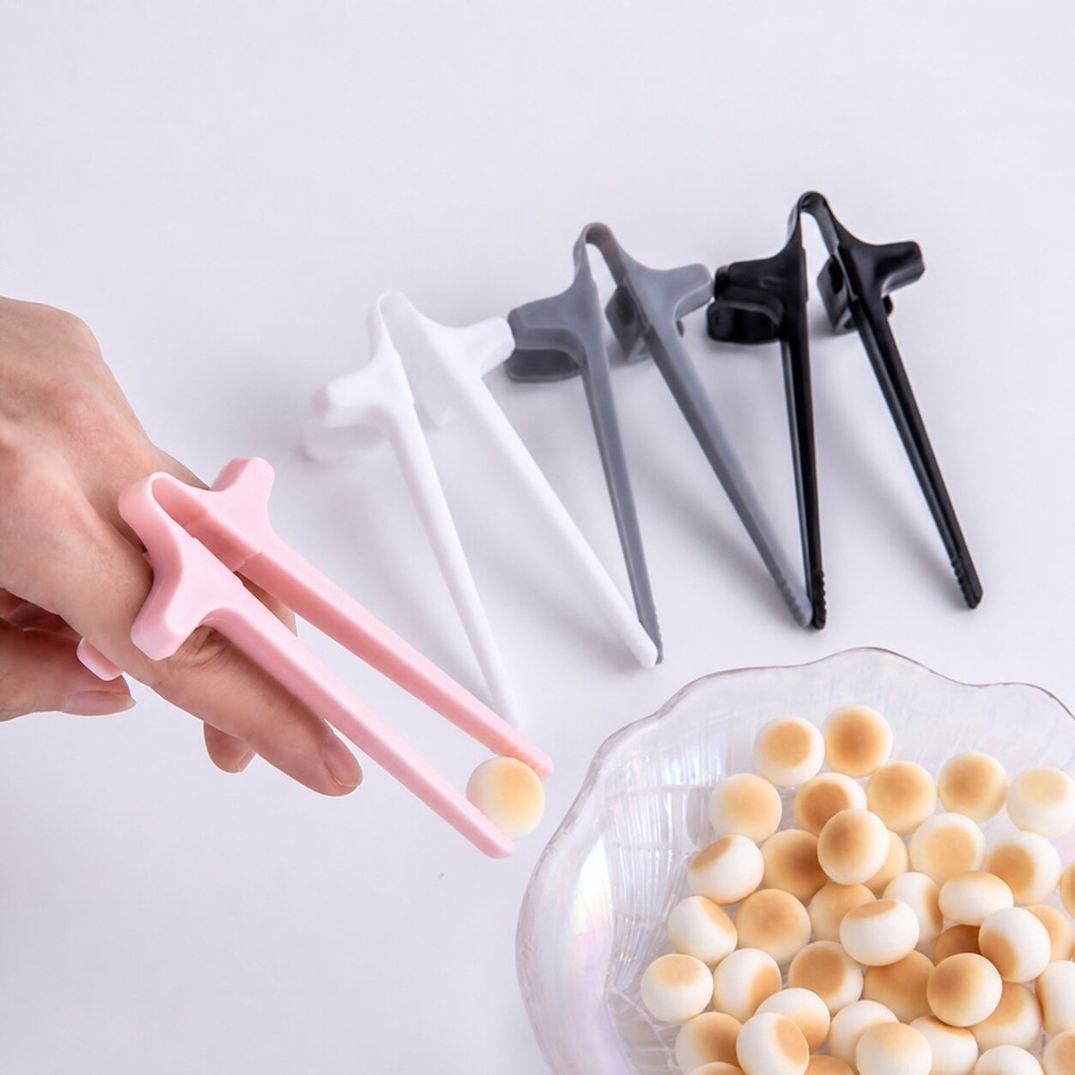 Hands-Free Snack Tongs (Multiple Color Options) - BetterThanFlowers