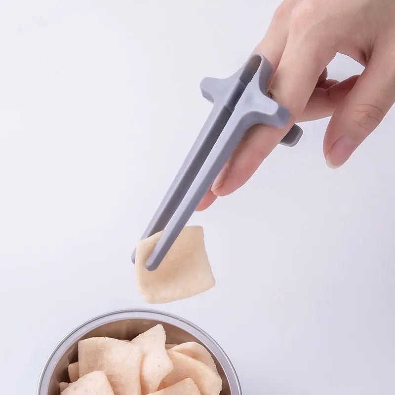 Hands-Free Snack Tongs (Multiple Color Options) - BetterThanFlowers
